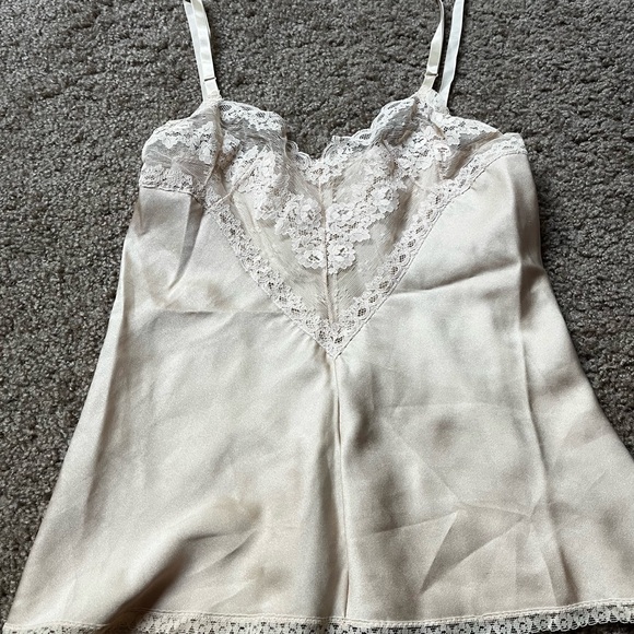 Tops - Lace tank